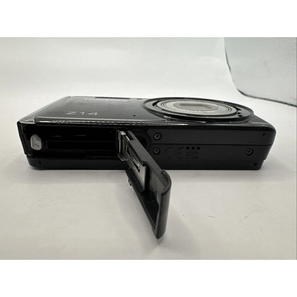 Traveler Z 14‎ Camera Untested